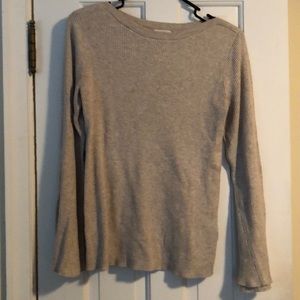 Shirt 👚Cream colored shirt with bell sleeves.